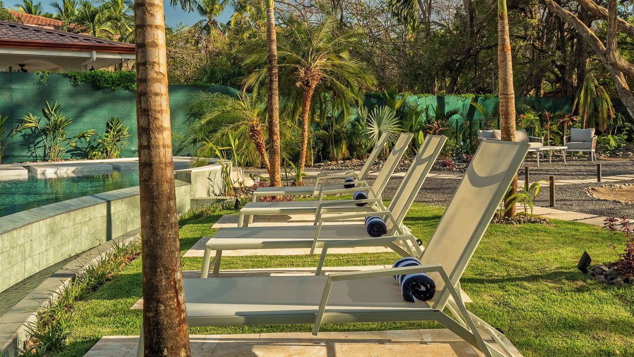 Photo of Outdoor in Palm Beach Estates