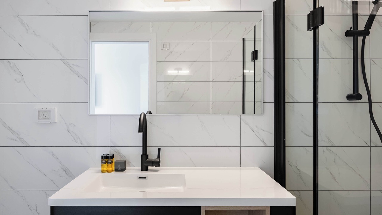 Photo of Bathroom in Rishon LeTsiyon