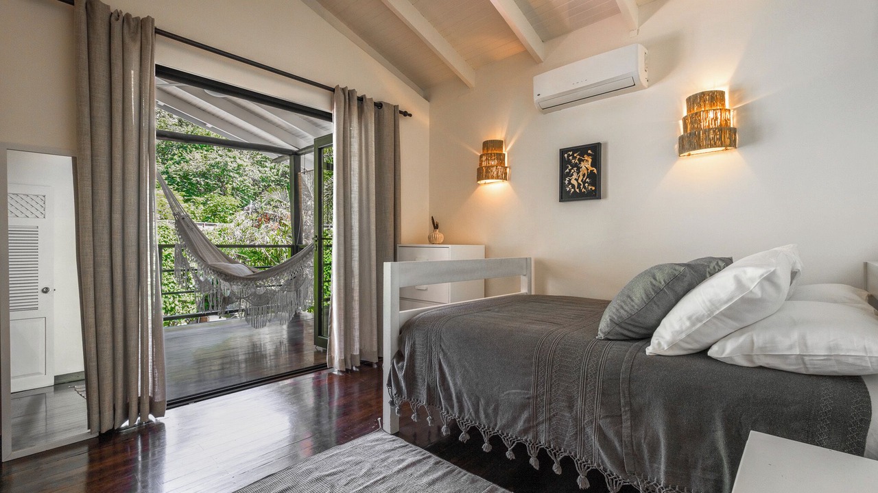 Photo of Bedroom in Playa Hermosa Cobano