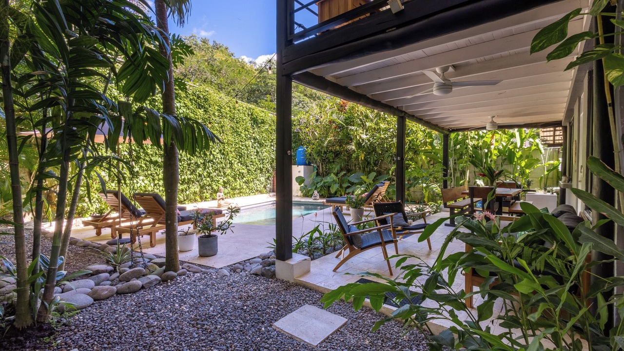 Photo of Patio Balcony in Playa Hermosa Cobano