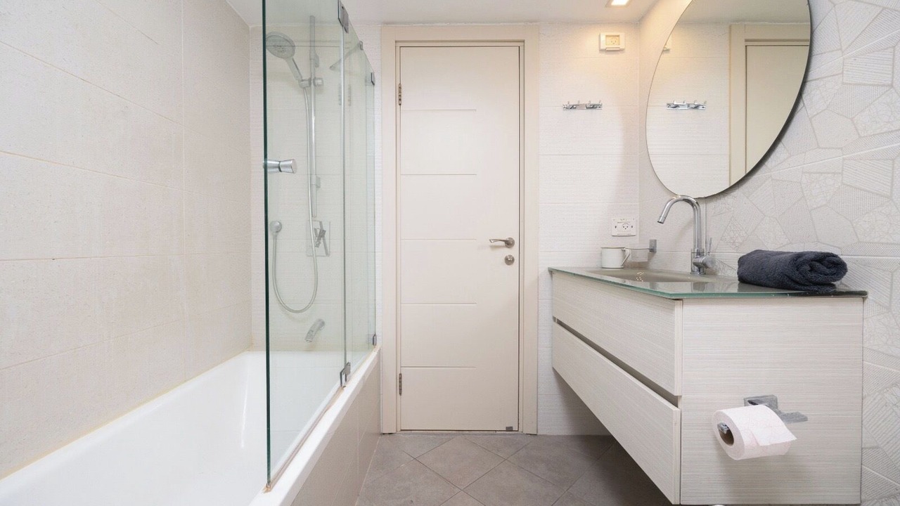 Photo of Bathroom in Jerusalem