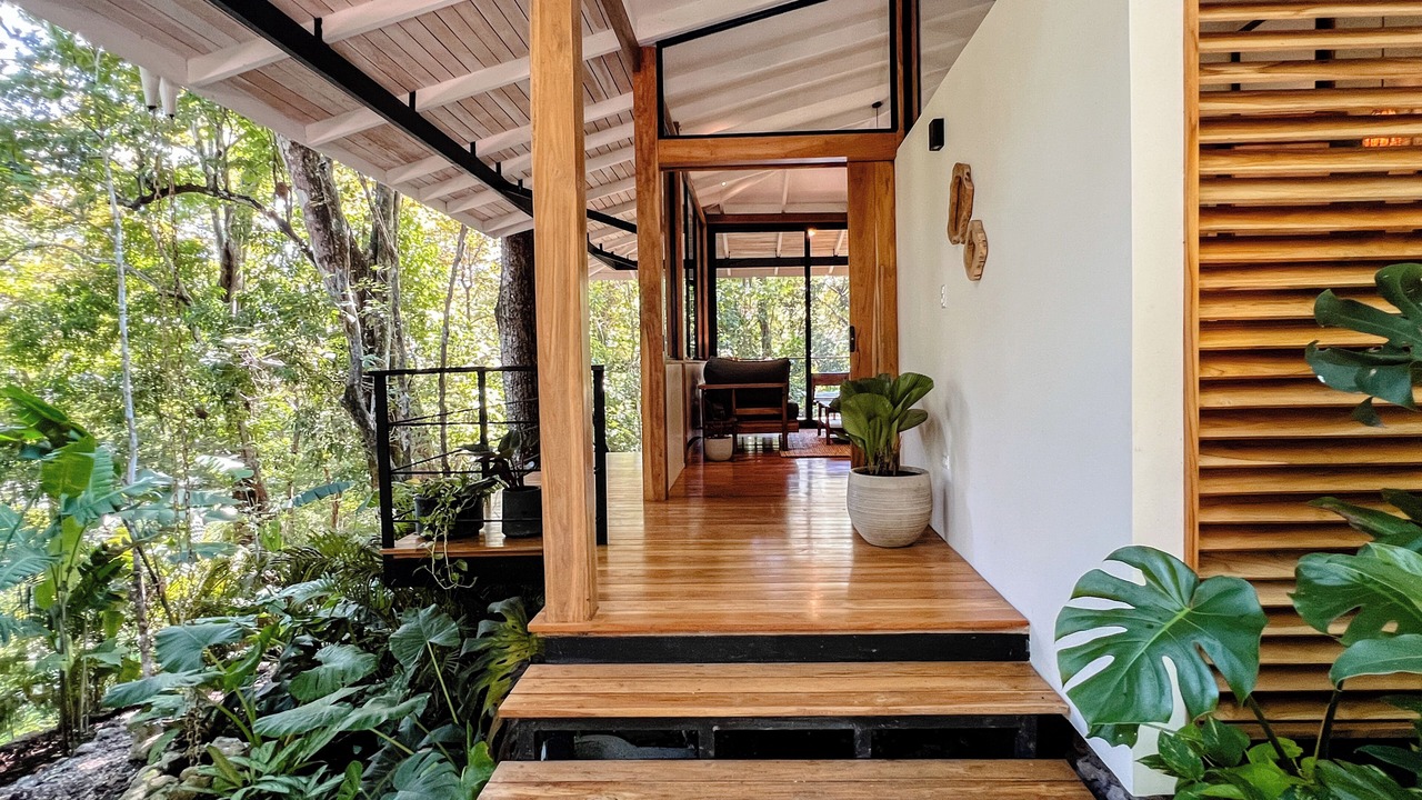Photo of Patio Balcony in Playa Hermosa Cobano