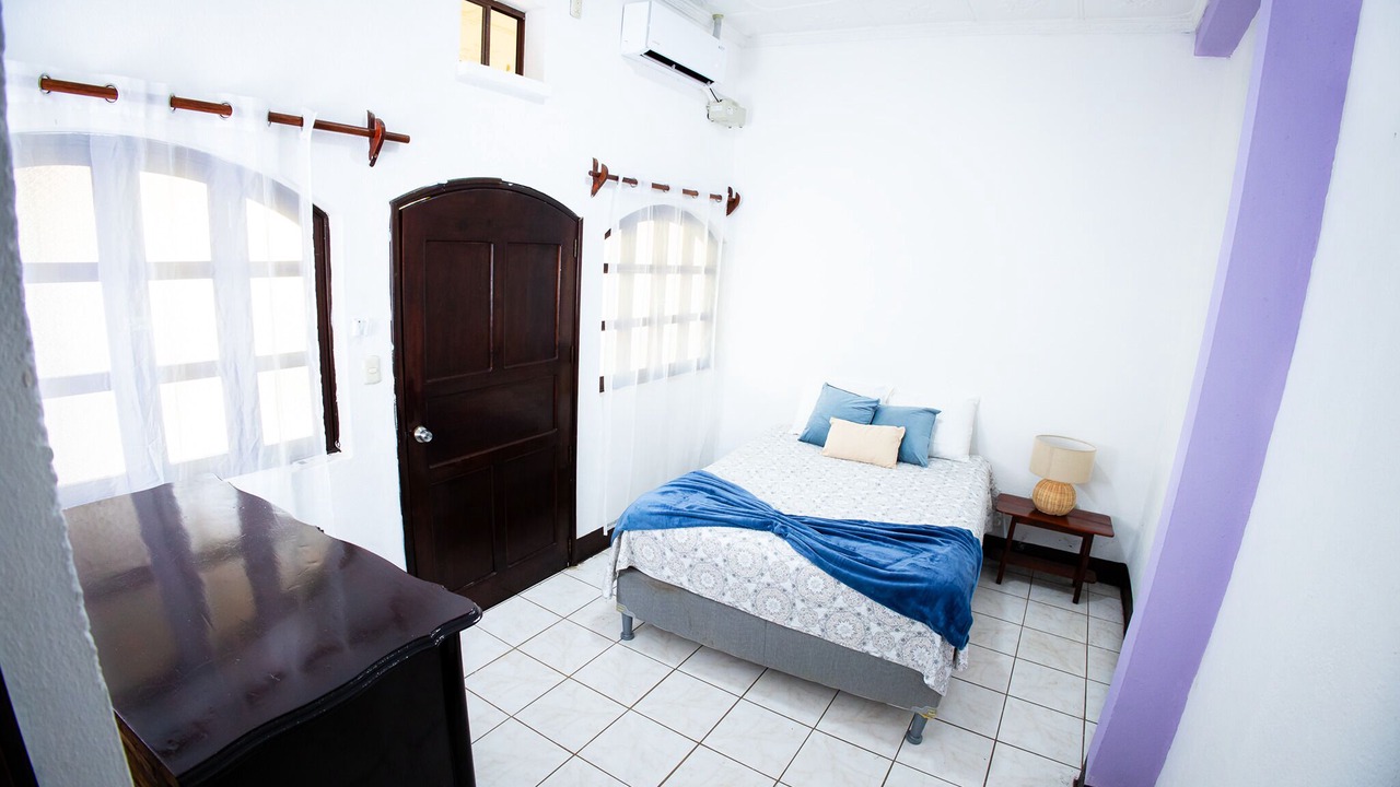 Photo of Bedroom in Leon