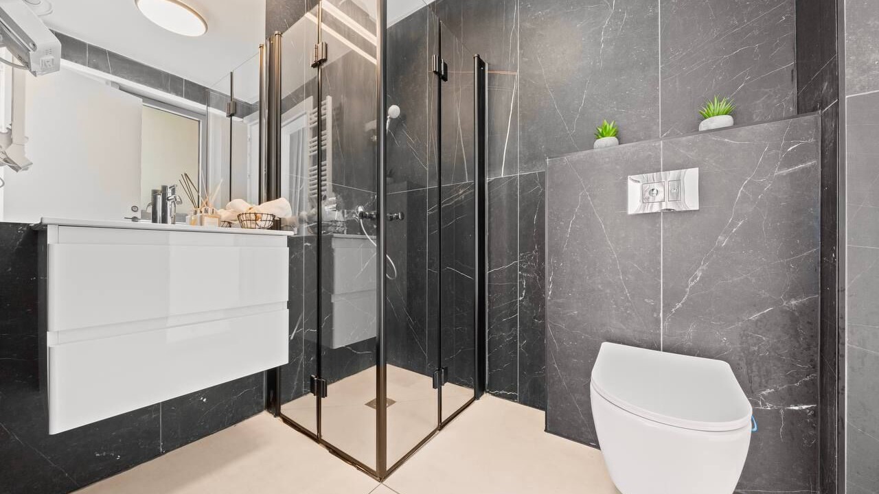 Photo of Bathroom in Jerusalem City Centre