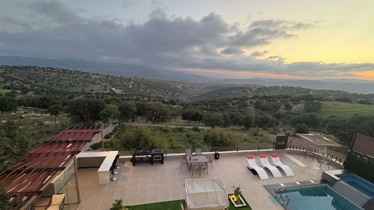 Photo of Outdoor in Zayy