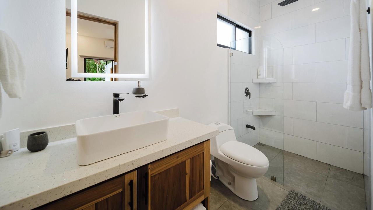 Photo of Bathroom in El Cerro