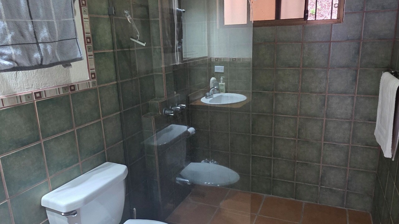 Photo of Bathroom in Garabito