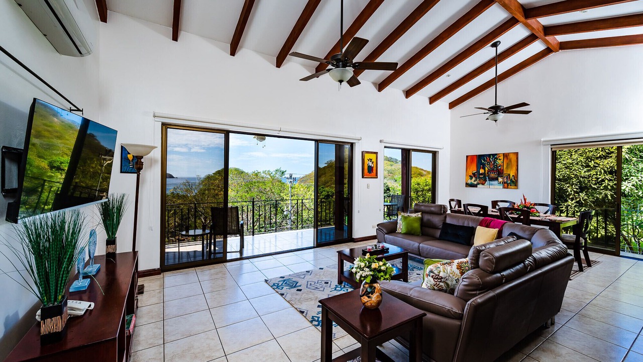 Photo of Livingroom in Potrero