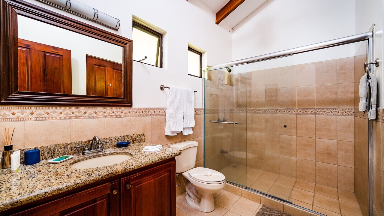 Photo of Bathroom in Potrero