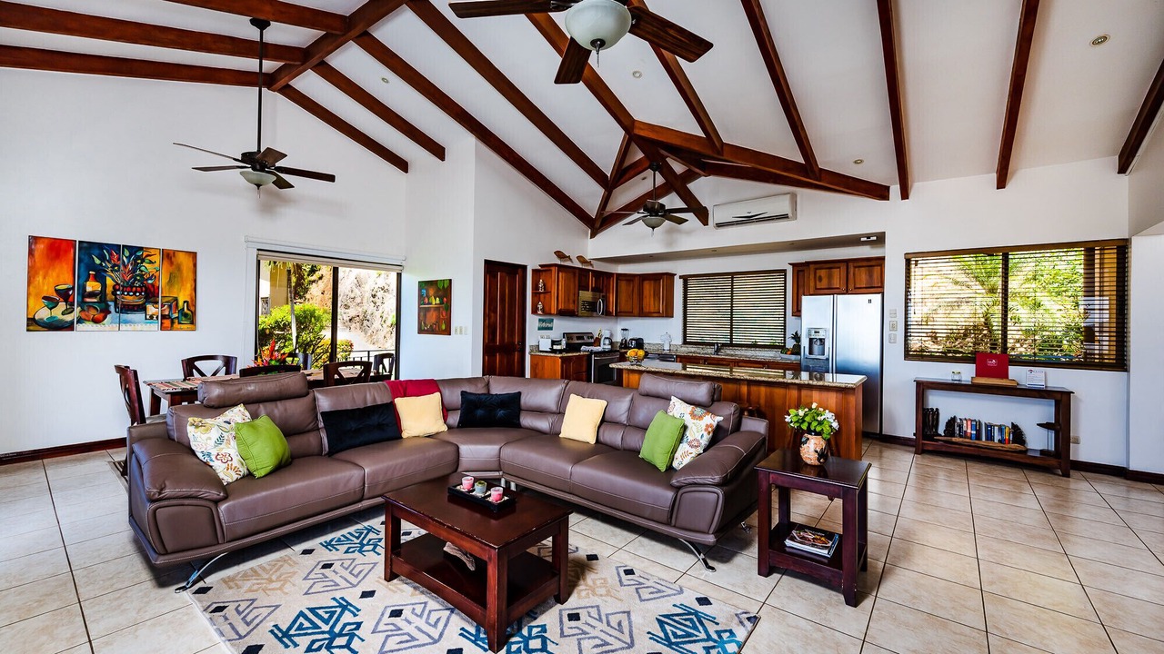 Photo of Livingroom in Potrero