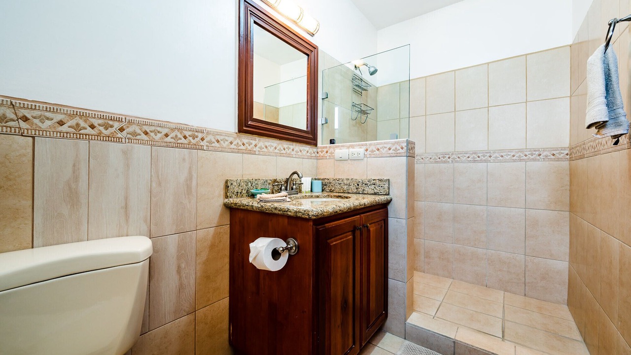 Photo of Bathroom in Potrero