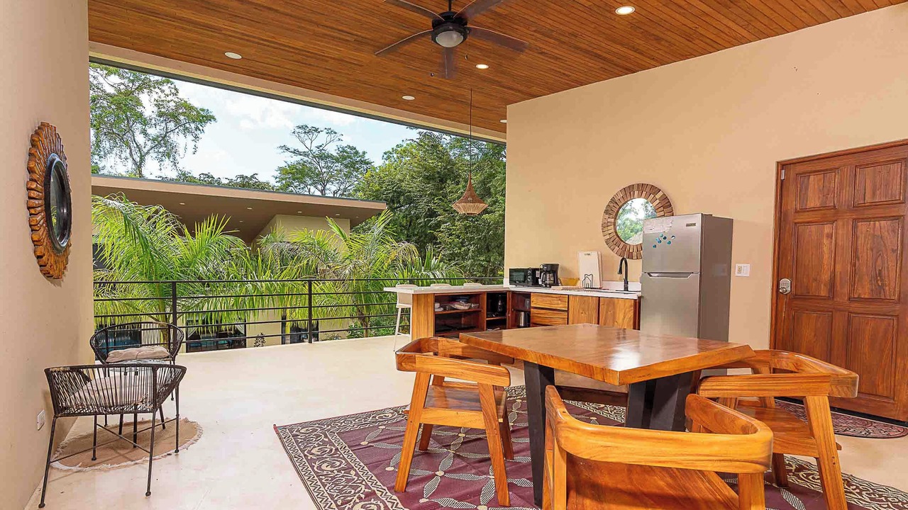 Photo of Outdoor in Palm Beach Estates