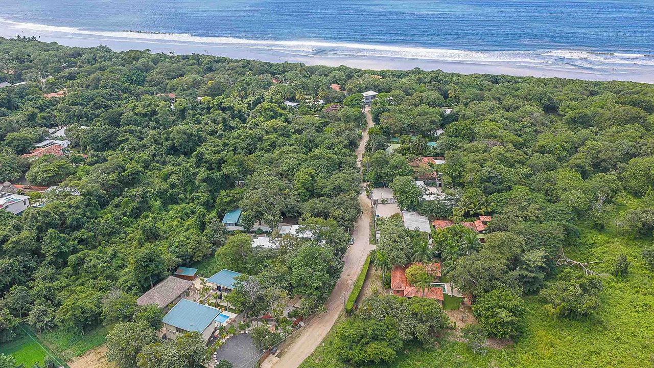 Photo of Outdoor in Palm Beach Estates