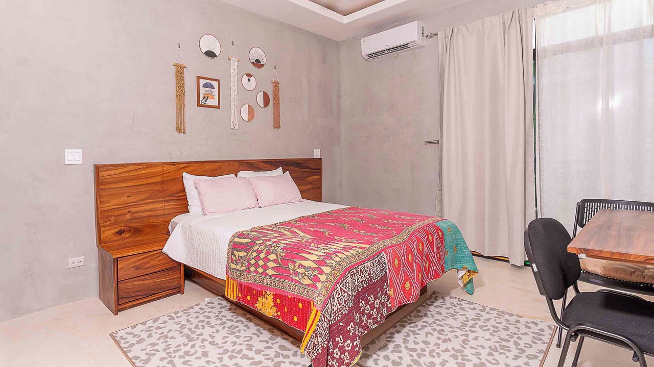 Photo of Bedroom in Palm Beach Estates