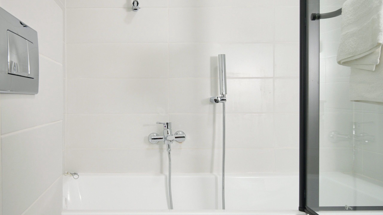 Photo of Bathroom in Nachlaot