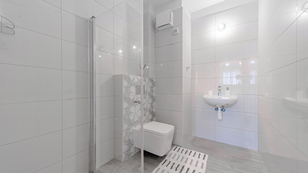 Photo of Bathroom in Ashkelon