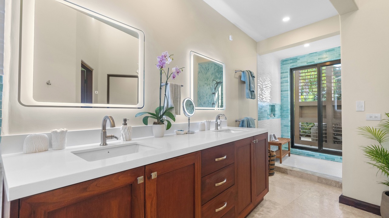 Photo of Bathroom in Coco