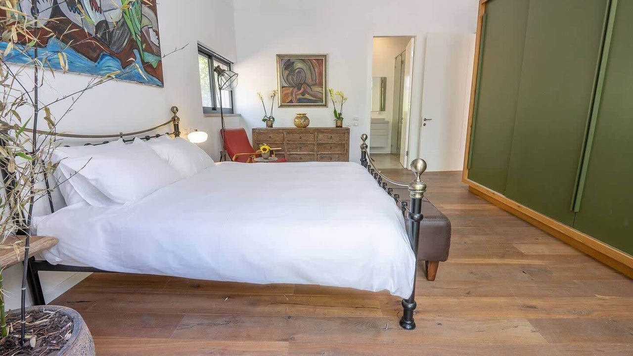 Photo of Bedroom in Kerem Maharal