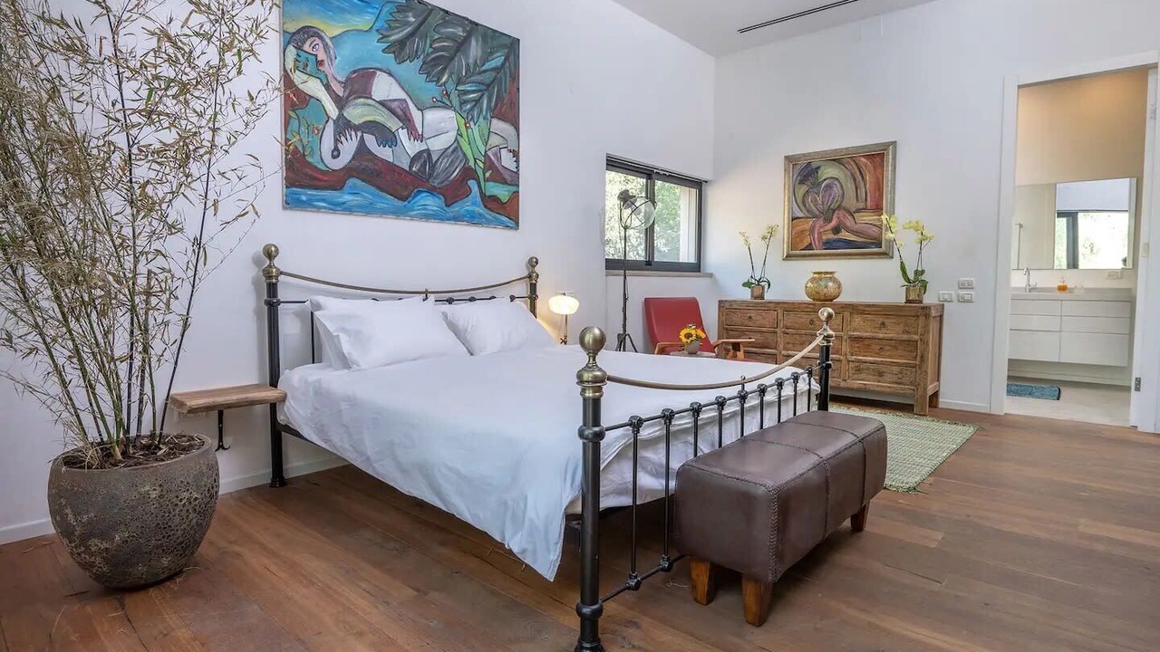 Photo of Bedroom in Kerem Maharal