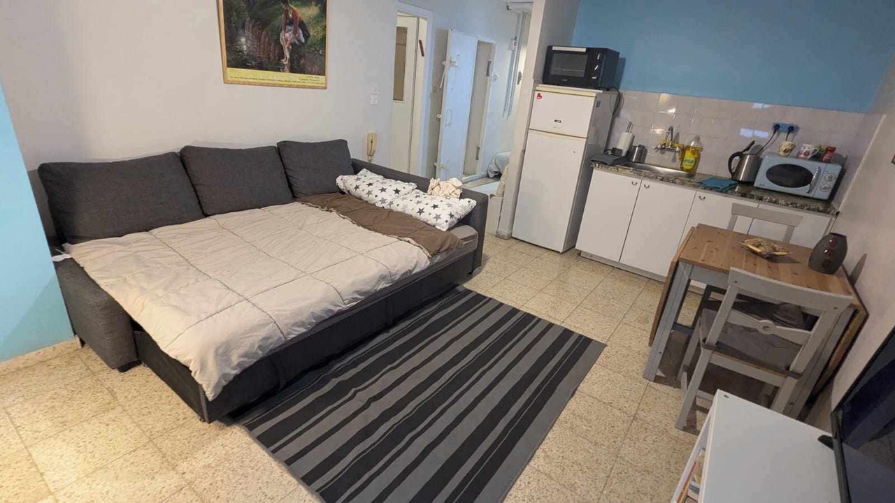 Photo of Bedroom in Arnona