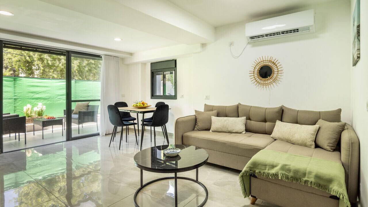 Photo of Livingroom in Haifa