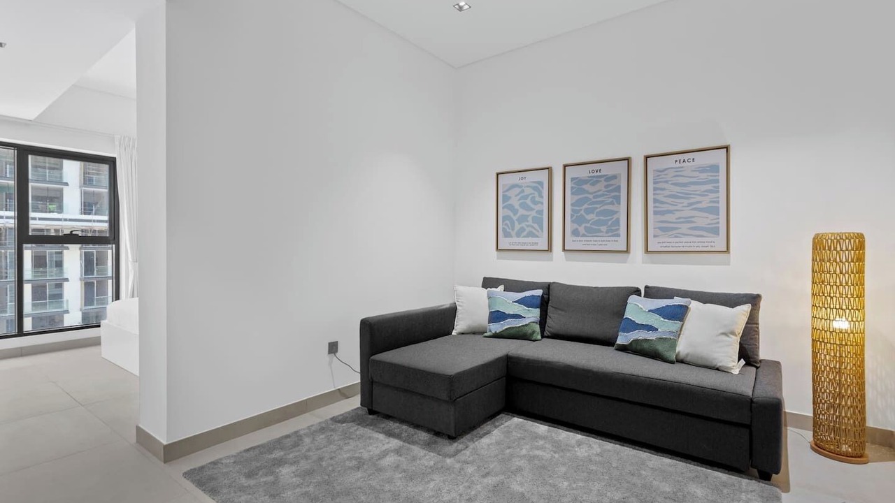 Photo of Livingroom in Jumeirah Village Circle