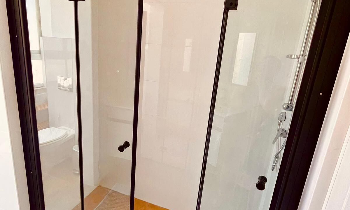 Photo of Bathroom in Emek Refaim