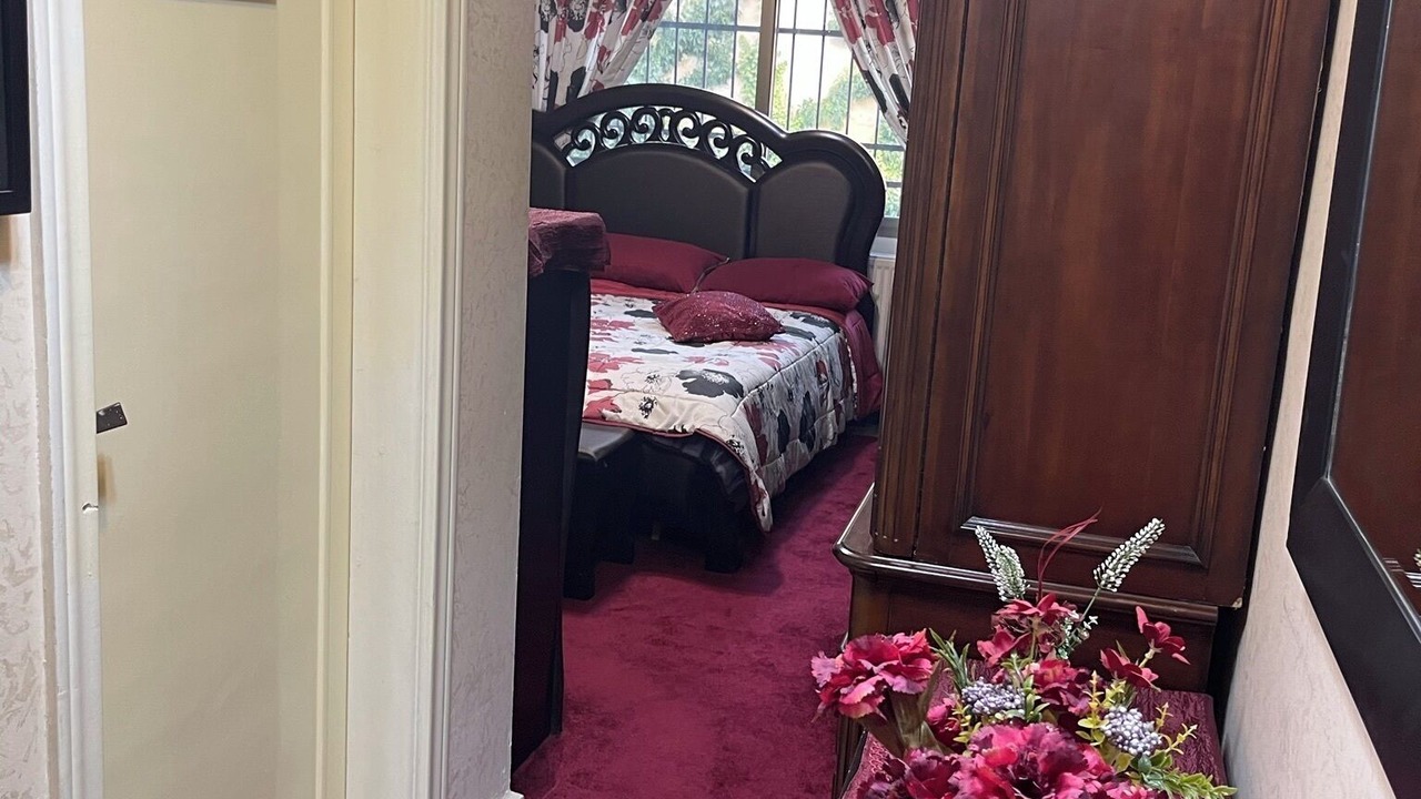 Photo of Bedroom in Al Jubeiha