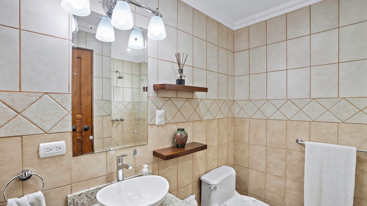 Photo of Bathroom in Playa Flamingo