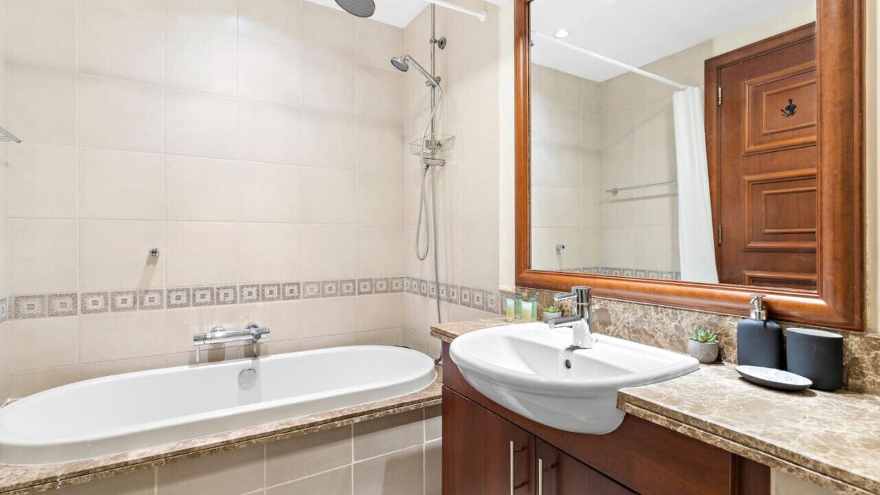 Photo of Bathroom in Palm Jumeirah