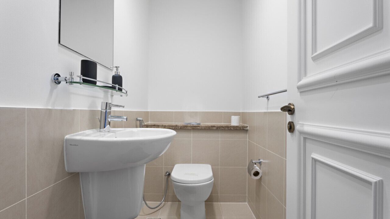 Photo of Bathroom in Palm Jumeirah