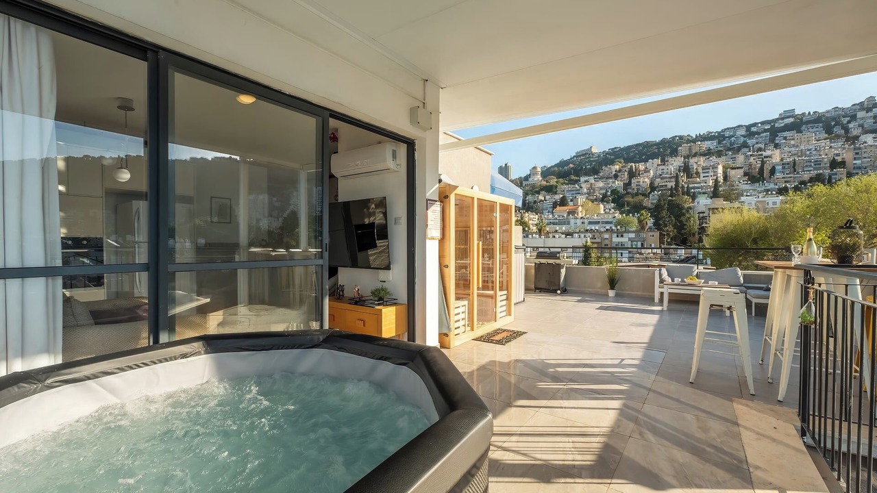 Photo of Patio Balcony in Haifa