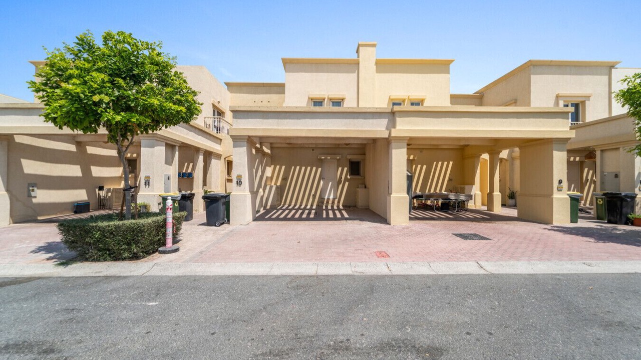 Photo of Outdoor in Emirates Hills