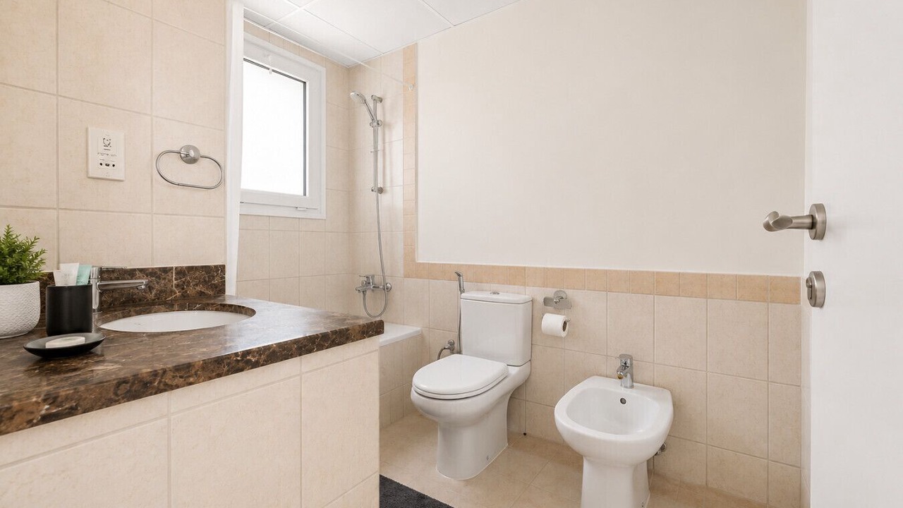 Photo of Bathroom in Emirates Hills