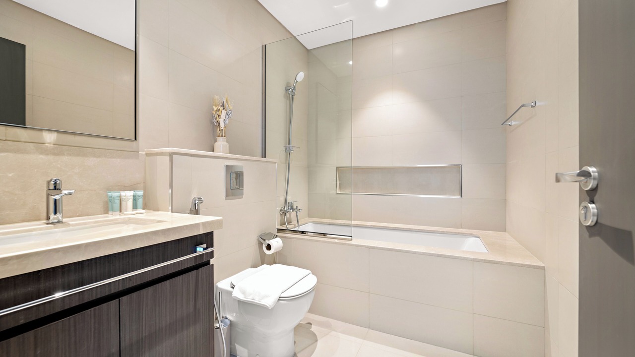 Photo of Bathroom in Za'abeel 2
