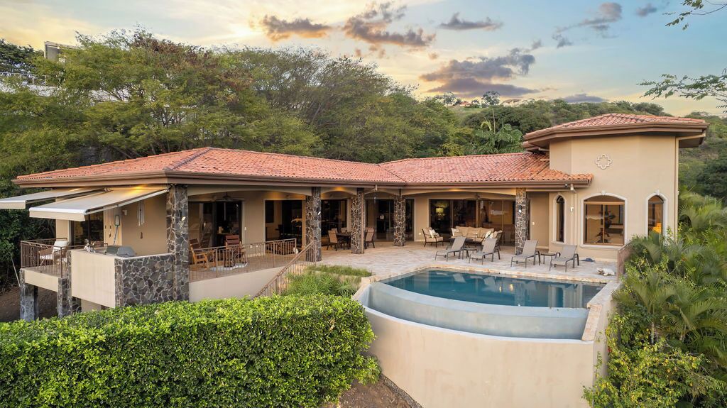 Photo of Outdoor in Coco