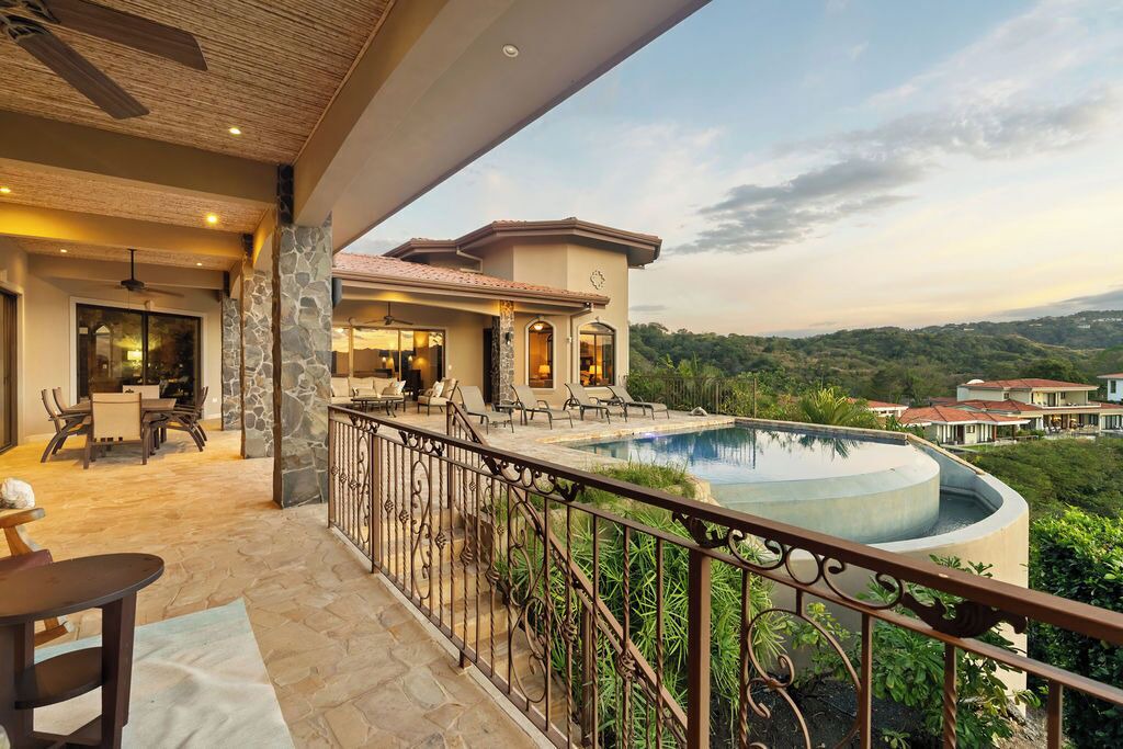 Photo of Patio Balcony in Coco