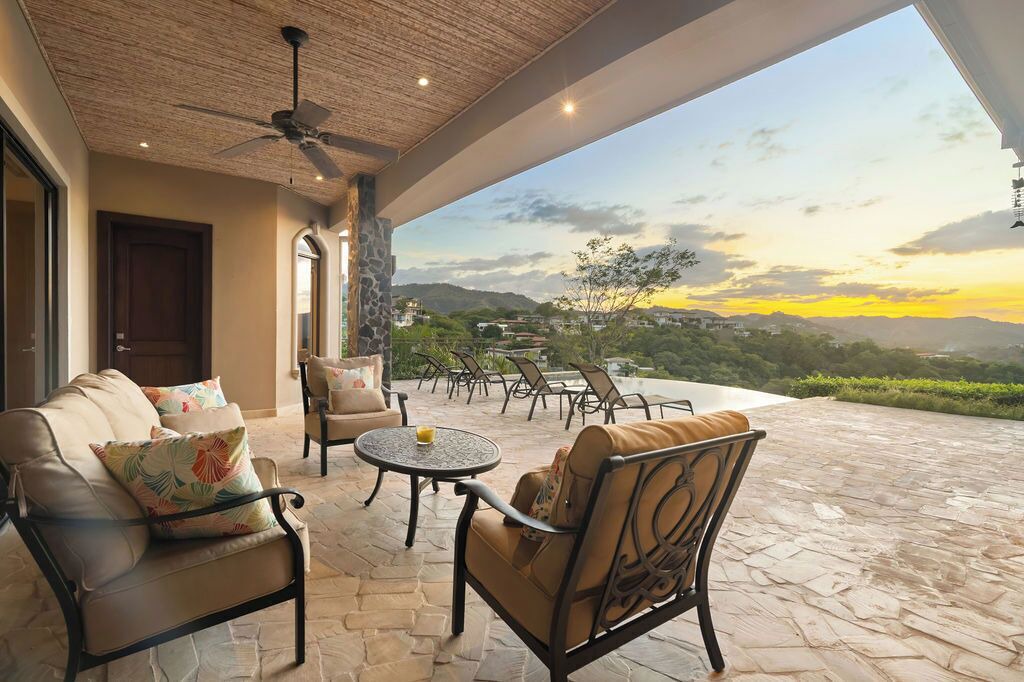 Photo of Patio Balcony in Coco