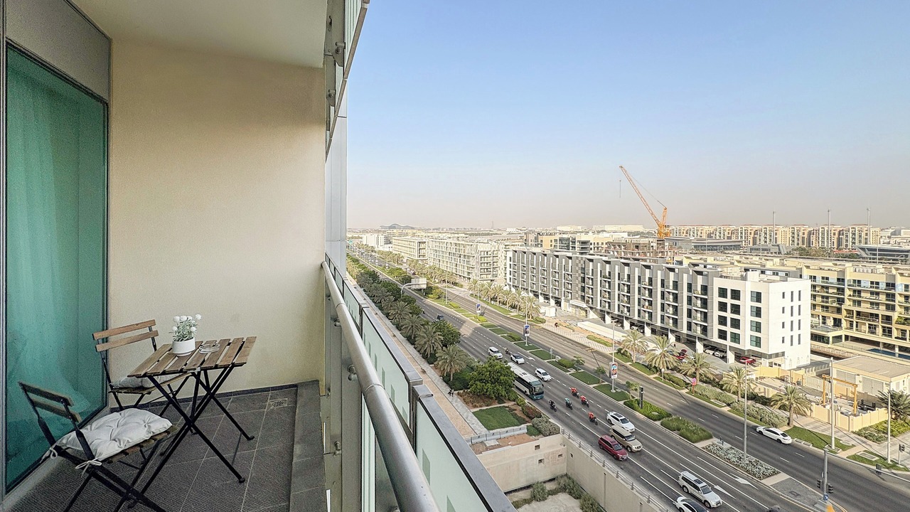 Photo of Patio Balcony in Al Raha Beach