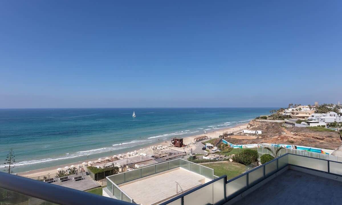 Photo of Patio Balcony in Herzliya Pituach