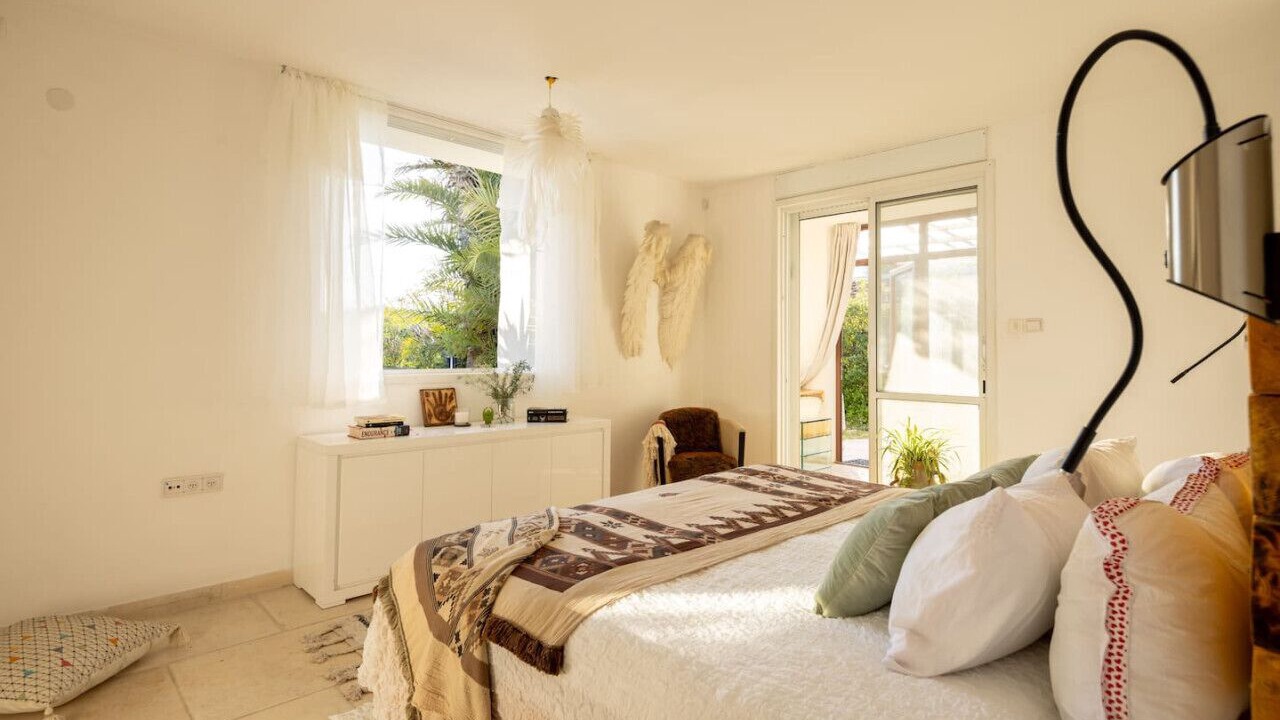 Photo of Bedroom in Caesarea