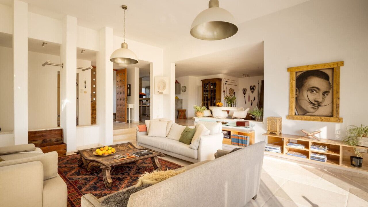Photo of Livingroom in Caesarea