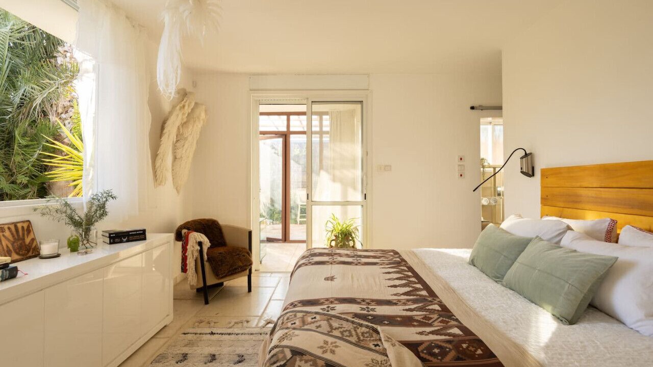 Photo of Bedroom in Caesarea