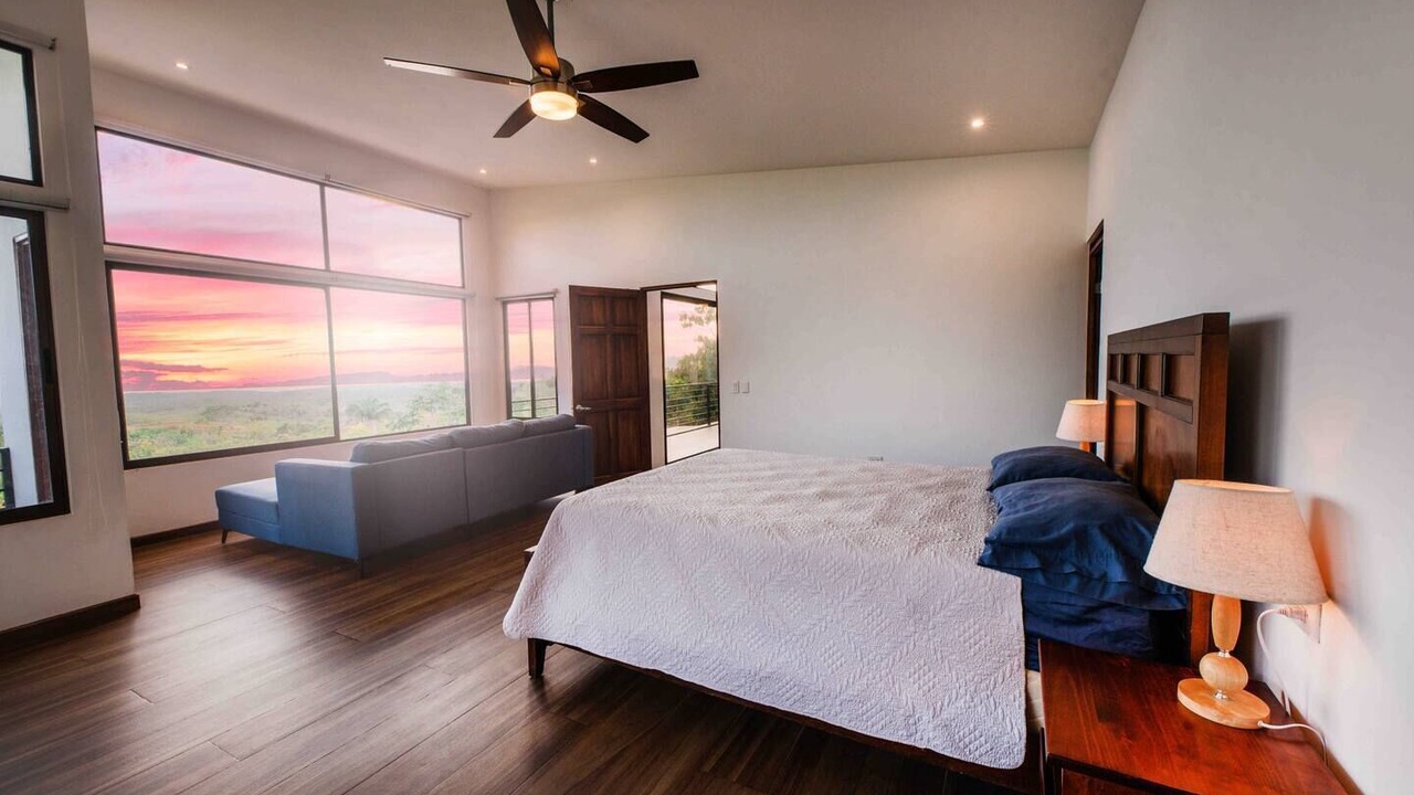 Photo of Bedroom in Canton Parrita