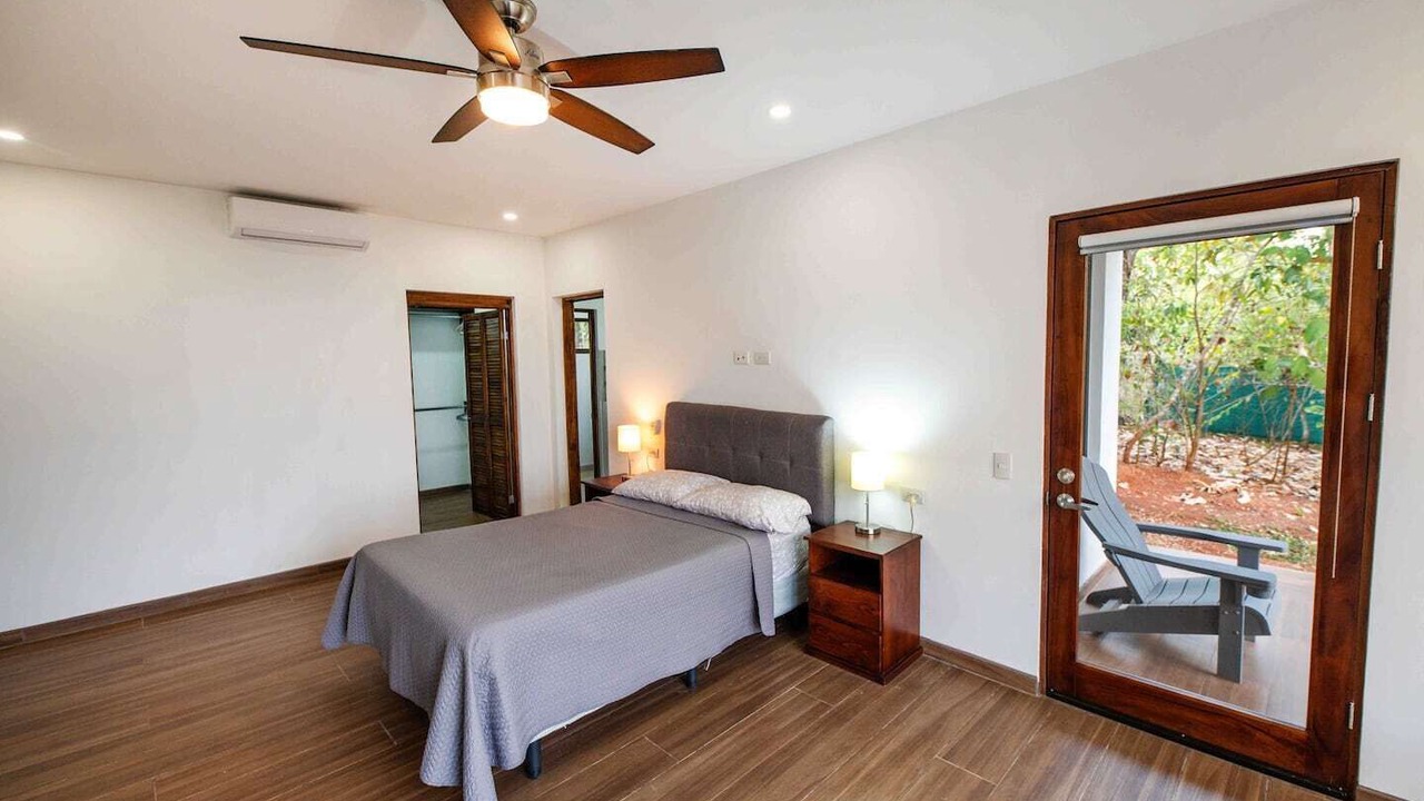 Photo of Bedroom in Canton Parrita