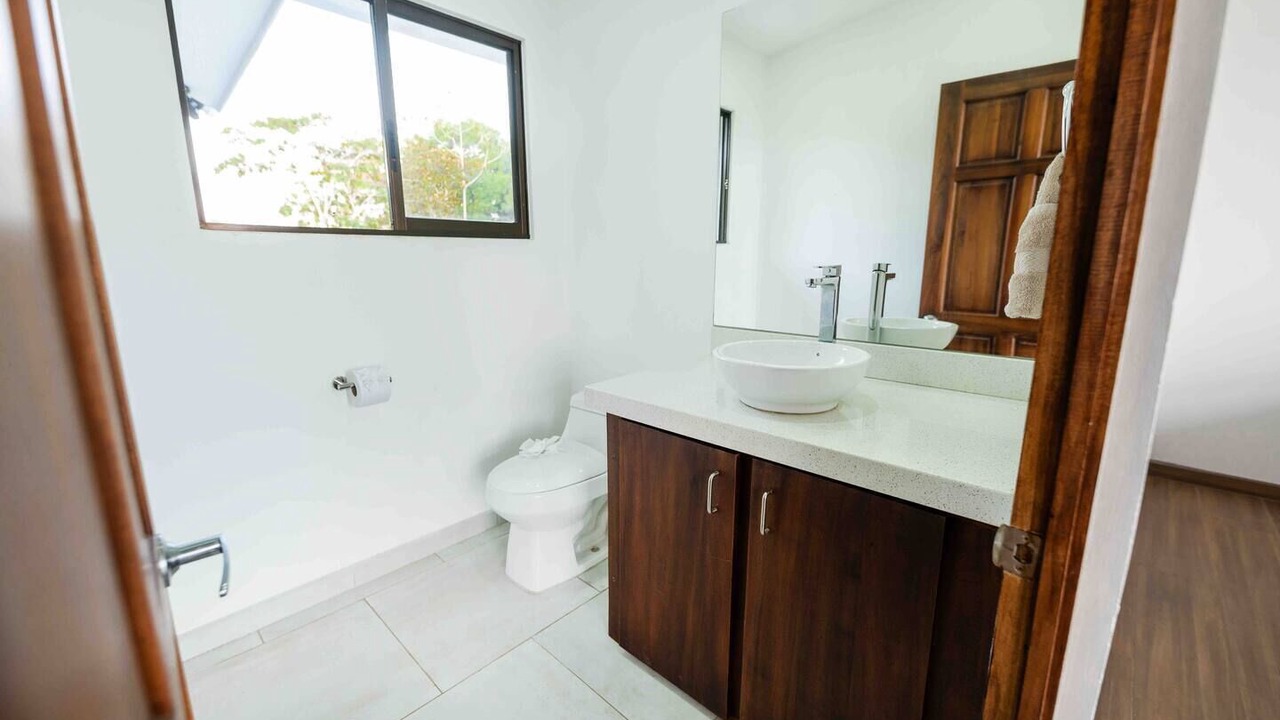 Photo of Bathroom in Canton Parrita