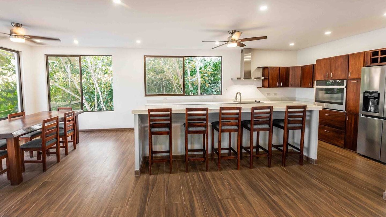 Photo of Kitchen in Canton Parrita