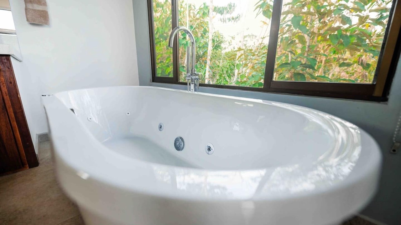 Photo of Bathroom in Canton Parrita
