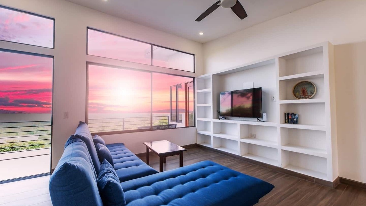 Photo of Livingroom in Canton Parrita