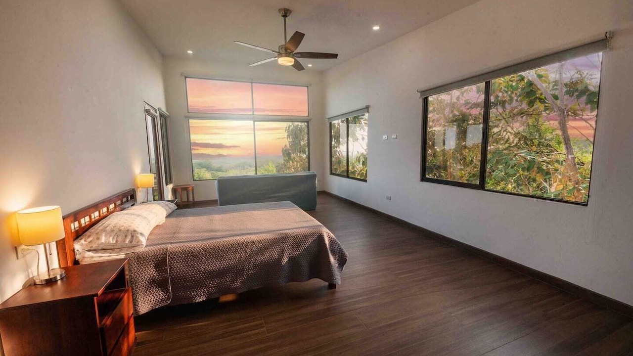 Photo of Bedroom in Canton Parrita